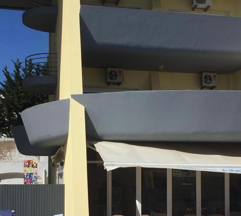 Condo Do Mar Lovely First Floor Apartment With Pool Lagos Bagian luar foto