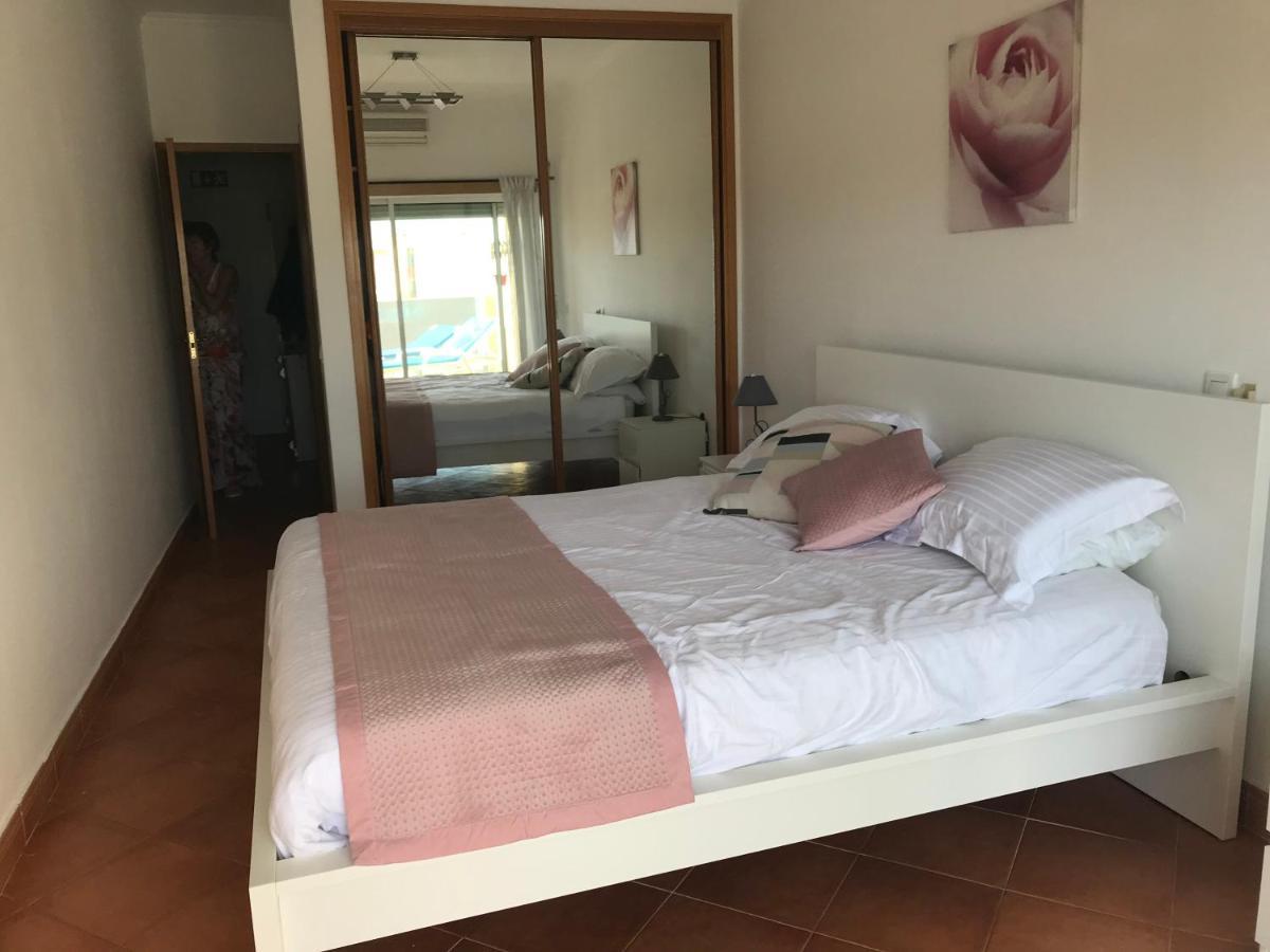 Condo Do Mar Lovely First Floor Apartment With Pool Lagos Bagian luar foto