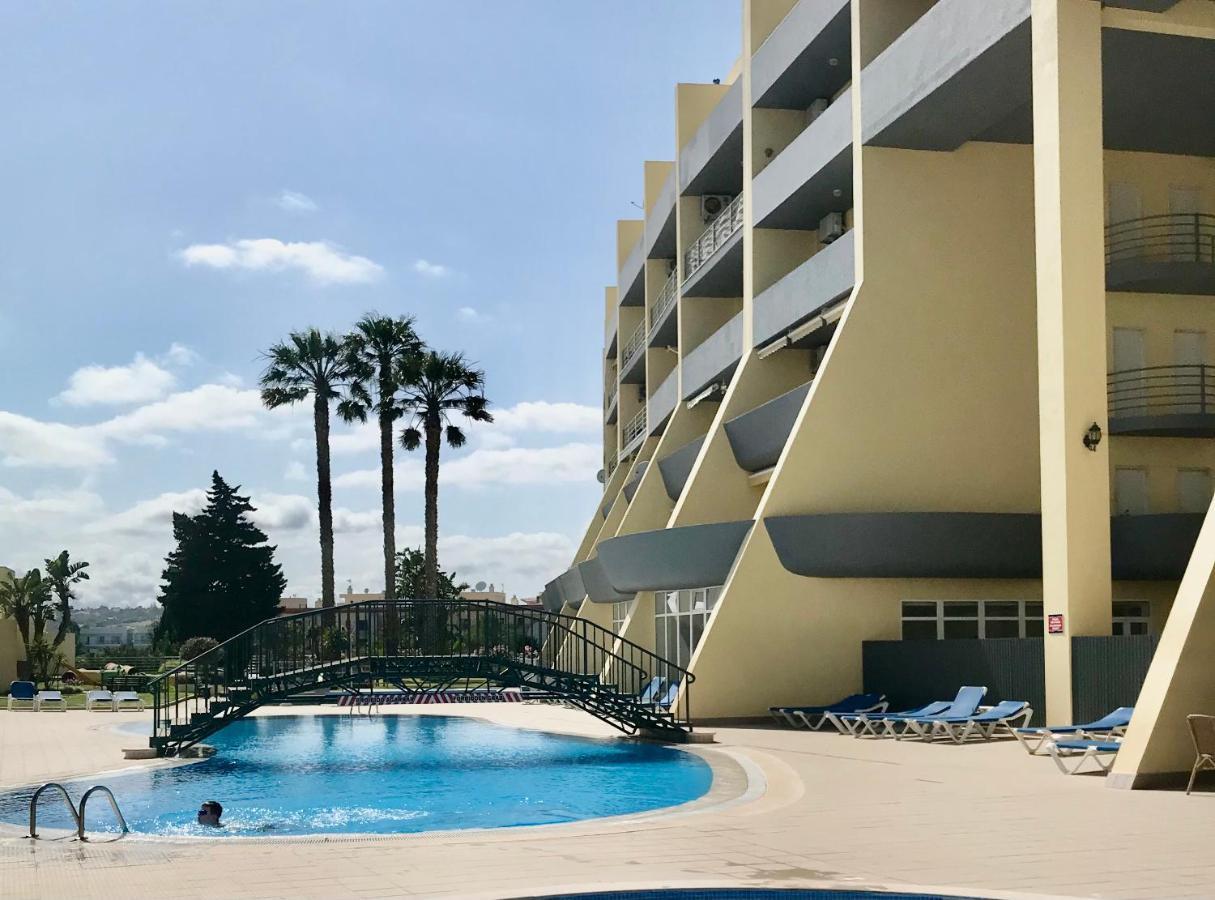 Condo Do Mar Lovely First Floor Apartment With Pool Lagos Bagian luar foto